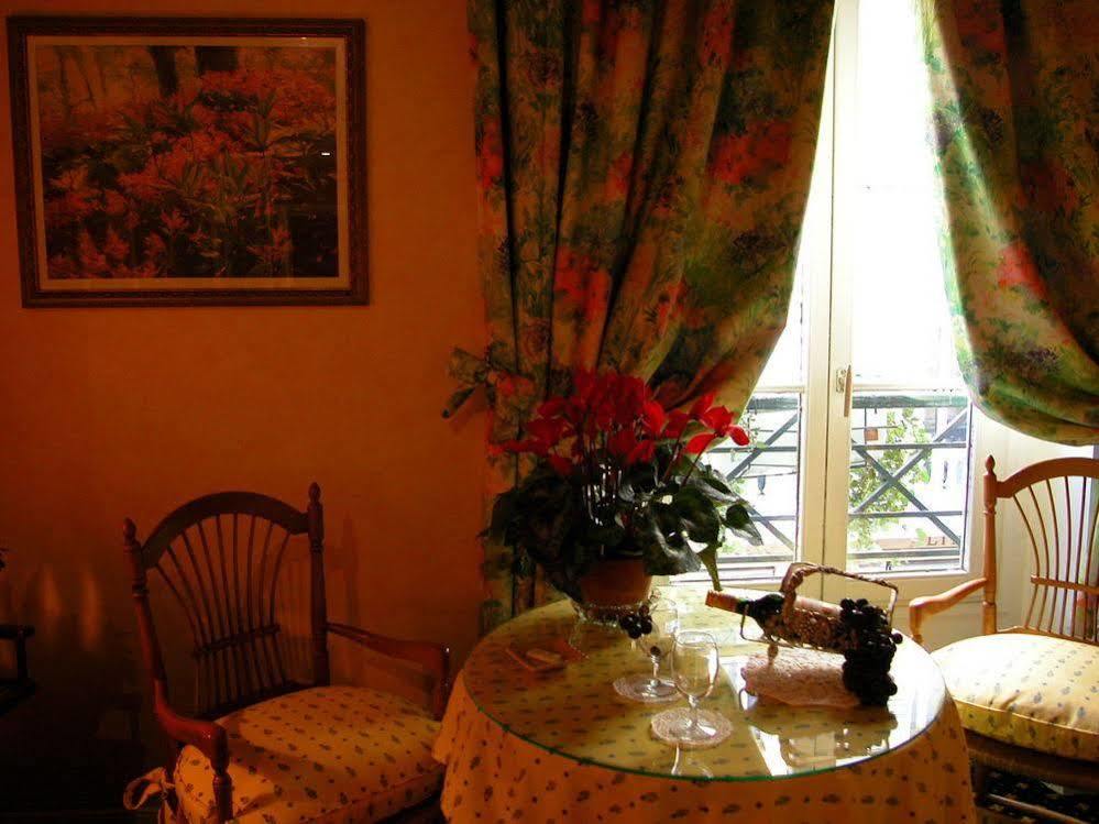 Le Relais Medicis Hotell Paris Eksteriør bilde